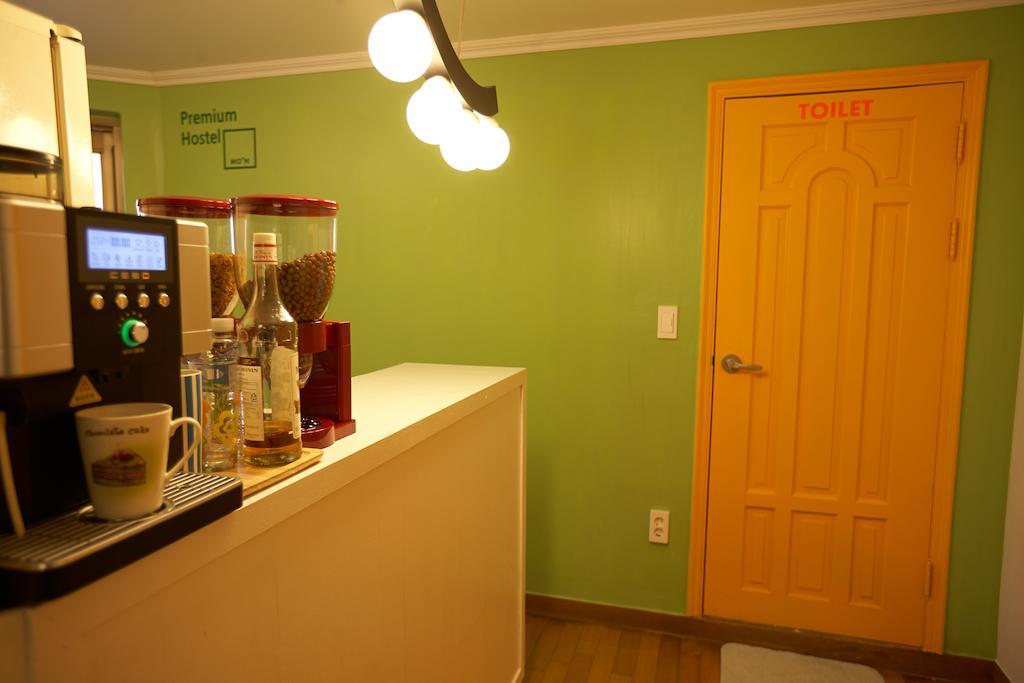 Moon Hostel Сеул Екстериор снимка