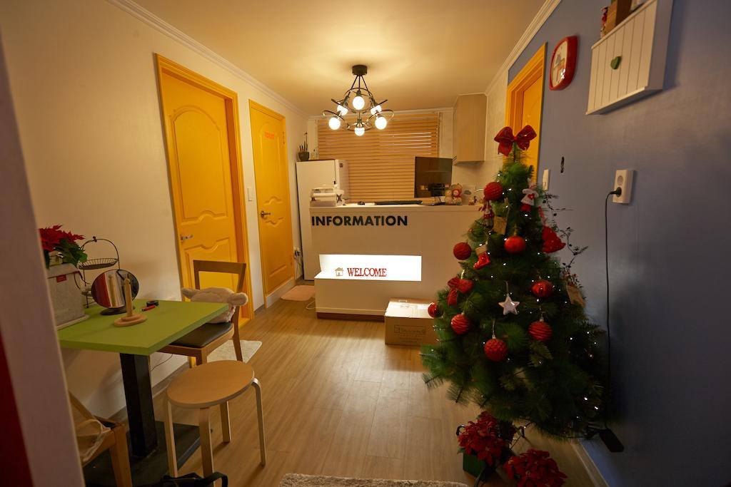 Moon Hostel Сеул Екстериор снимка