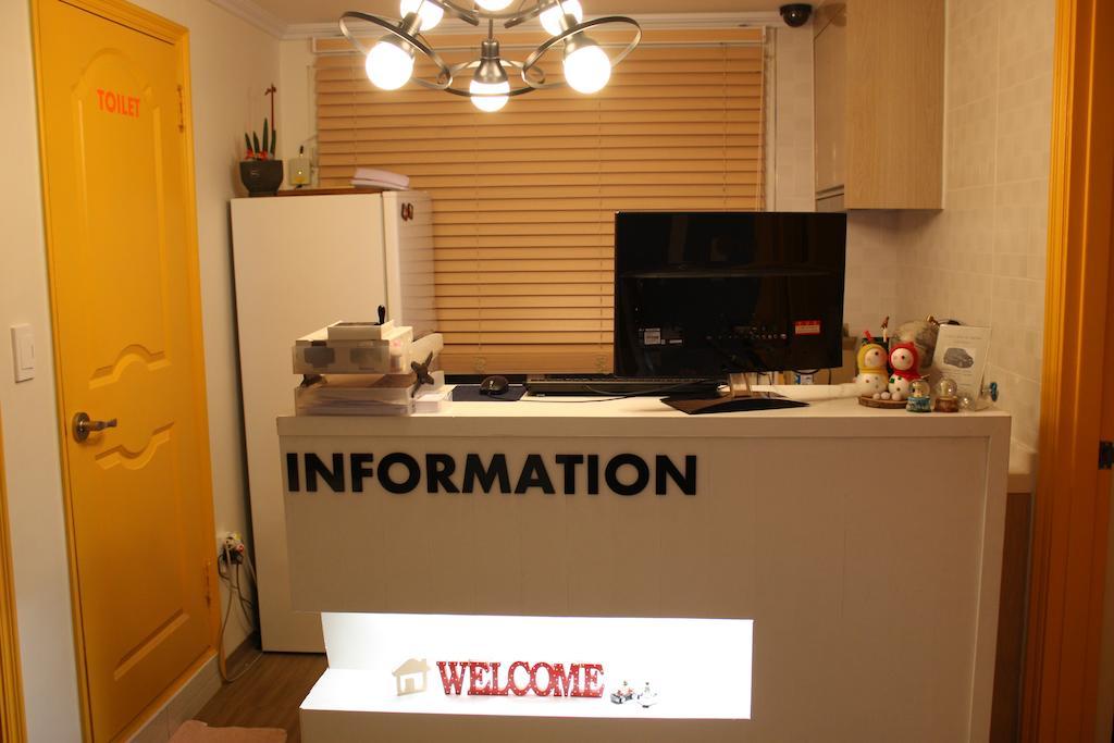 Moon Hostel Сеул Екстериор снимка