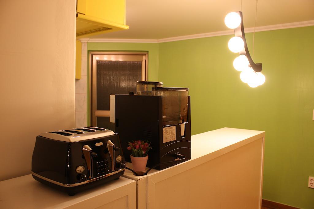 Moon Hostel Сеул Екстериор снимка