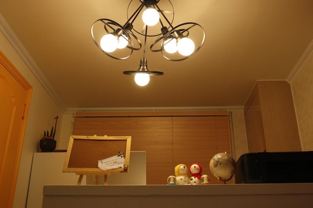 Moon Hostel Сеул Екстериор снимка
