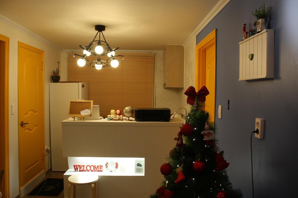 Moon Hostel Сеул Екстериор снимка